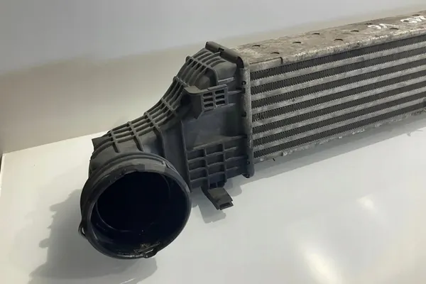 Intercooler Radiator MERCEDES-BENZ CLS 3.0L diesel A2115003902 image 3
