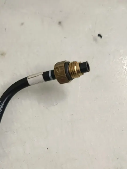 Takapään ilmajousitusputki Land Rover Defender 2023 LPLA3D202AD image 2