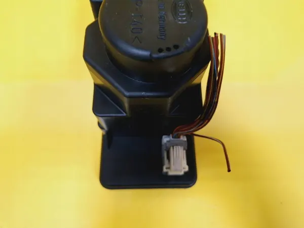 Bomba de cierre central OEM DRC85896 para Mercedes W210 image 4