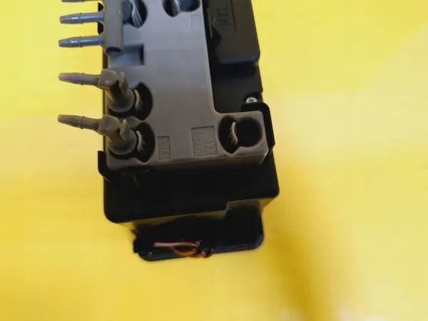 Bomba de cierre central OEM DRC85896 para Mercedes W210 image 6