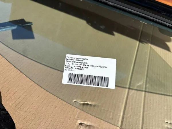 BMW i8 Roadster rechter deur OEM 530510550 image 10