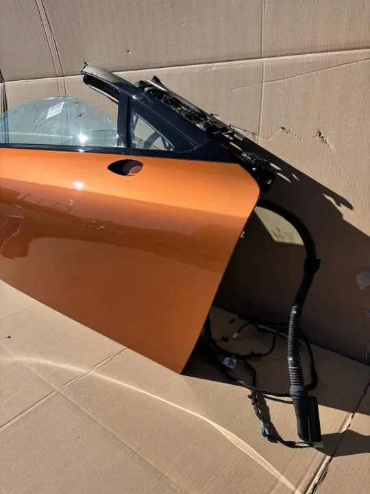 BMW i8 Roadster rechter deur OEM 530510550 image 3