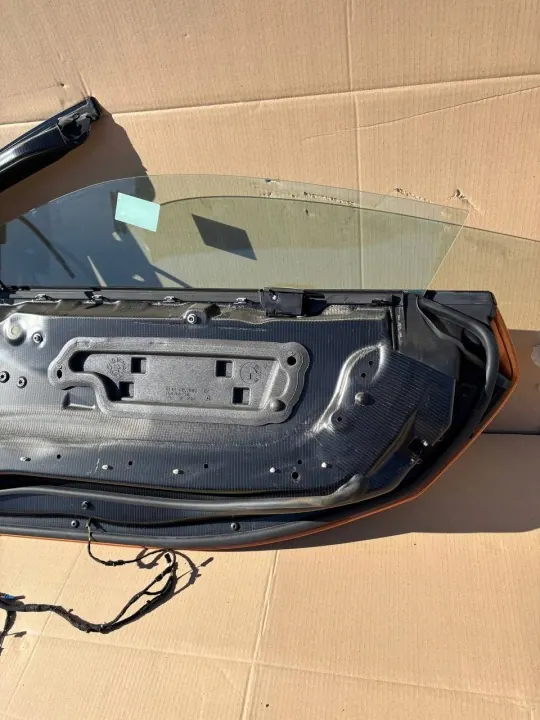 BMW i8 Roadster rechter deur OEM 530510550 image 6