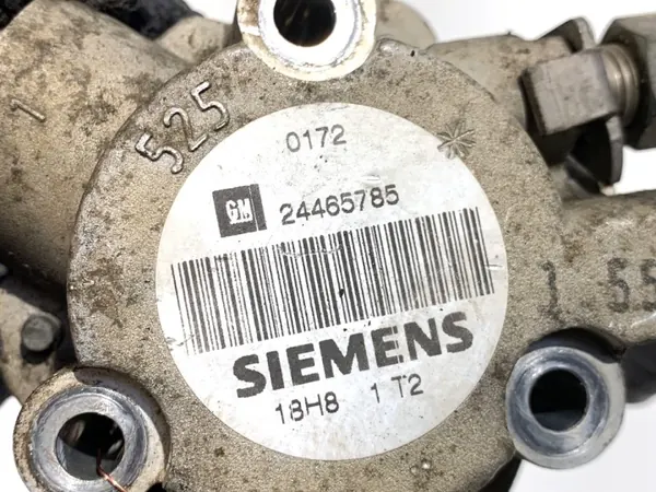 Pompe Haute Pression OEM 24465785 pour Opel Vectra C image 5