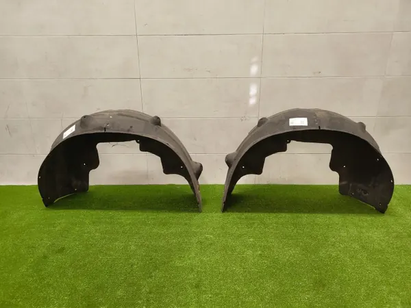 BMW X4 G02 Taka Pyöränkaari OEM 7443106 7443105 image 2