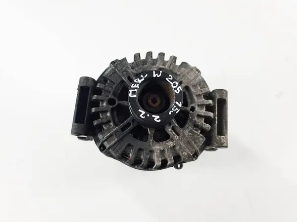 Mercedes C-sarja W205 2015 2.2 CDI Generaattori A0009062822 image 4