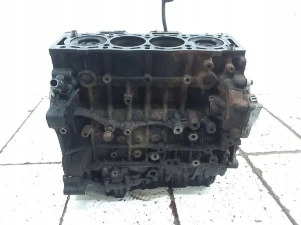 Bloque motor Ford UFCB - Pieza original usada image 5