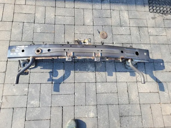 Mitsubishi etutukipalkki - Käytetty OEM-osa image 2