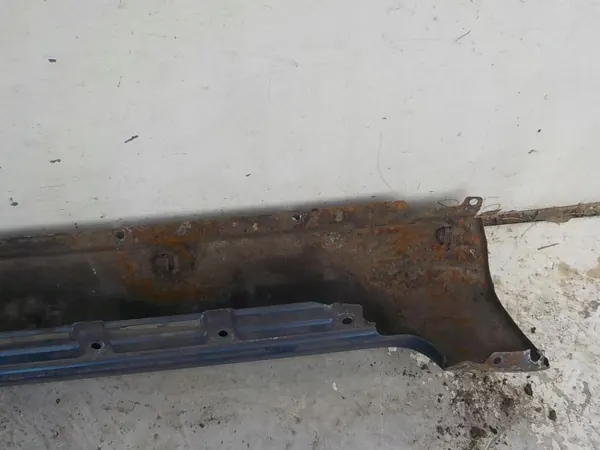 OEM 394 Oikea Kynnyspeite Audi TT 8N:lle image 5
