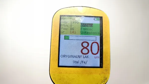 OEM 360159330 Moottorikansi Renault Megane III 08-12 image 8