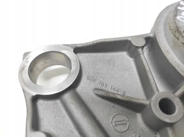 Nokkenasbeugel Audi S5 OEM 06K103144B image 4