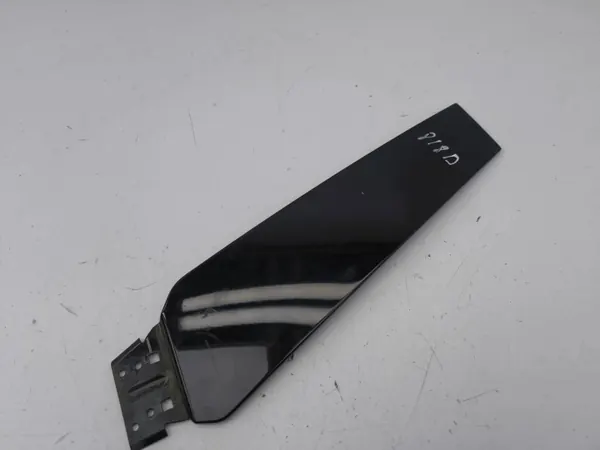 Fönstertätning höger sida Audi A5 2024 OEM 8W8853290 image 2