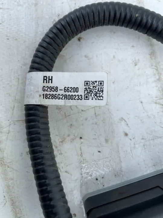 Hyundai Ioniq dodehoekradarsensor OEM G295850000 image 5
