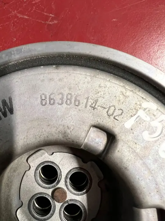 Mini OE 8 638 614 polia do virabrequim image 3