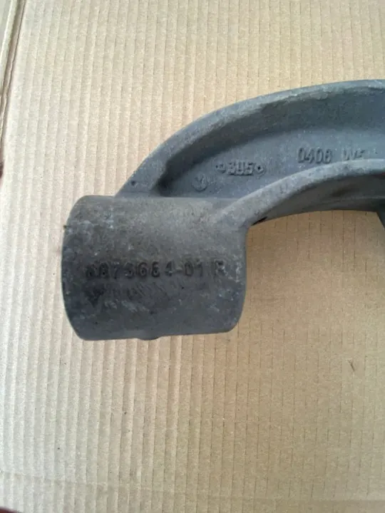 Support amortisseur avant droit OEM 6876684 pour BMW X5/X6/X7 image 3