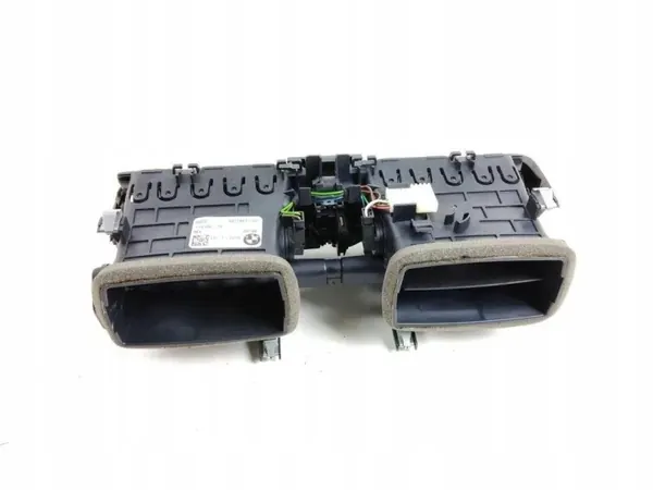 BMW X4 Konsole Lufteinlass OEM 9371467 - Gebraucht image 4