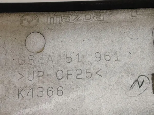 Spoiler maletero Mazda 6 Estate OEM GS2A51961 - Usado image 3