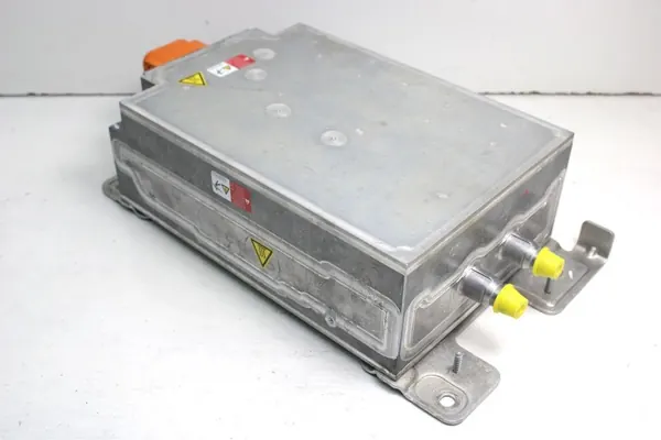 Audi E-Tron Laturi OEM 5QE915684K - Käytetty image 4