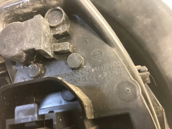 RENAULT TWINGO II LIFT 12- HÖGER BAKLYKTA NY 265502963R image 8