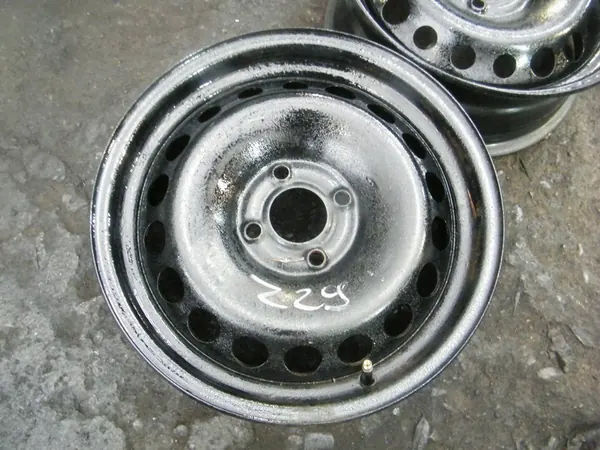 Teräsvante Renault OE DOKKER LOGAN SANDERO CLIO IV 6.0" x 15" image 3