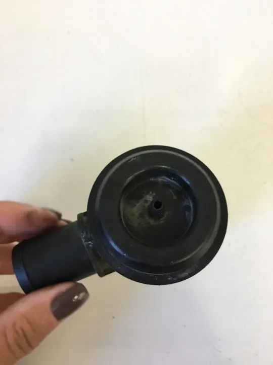 Válvula DV AUDI A6 C5 2.7T Biturbo 034145710B image 3