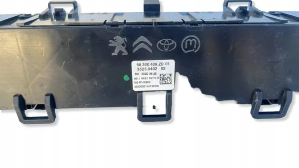Citroen Berlingo klimatpaneler OEM 9834049ZD - Begagnad image 3