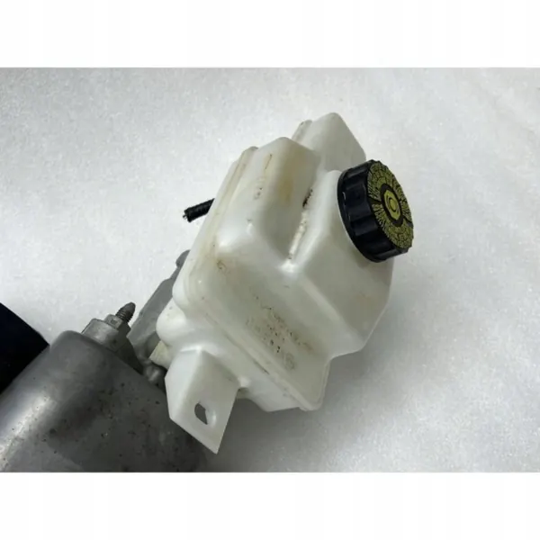 Pompe à frein Toyota Yaris Cross OEM 472100D010 image 5