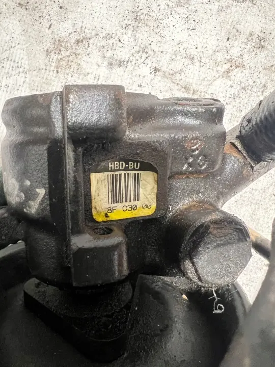 Pompe de direction assistée Ford Escort 1.6 16v OEM mefjuu image 3