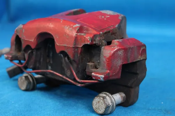 AUDI A4 B9 Vasemman Etujarrusatulan 314mm 8W0615123 image 5