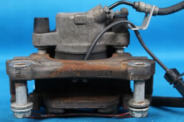 AUDI A4 B9 Vasemman Etujarrusatulan 314mm 8W0615123 image 9