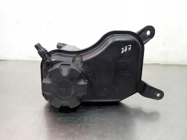 Réservoir direction assistée OEM 17137519368-09 BMW E87 image 4