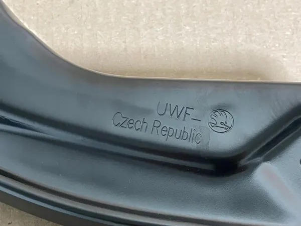 Supports de Lampe SKODA FABIA III LIFT Gauche Droite 6V0805932 6V0805931 image 3