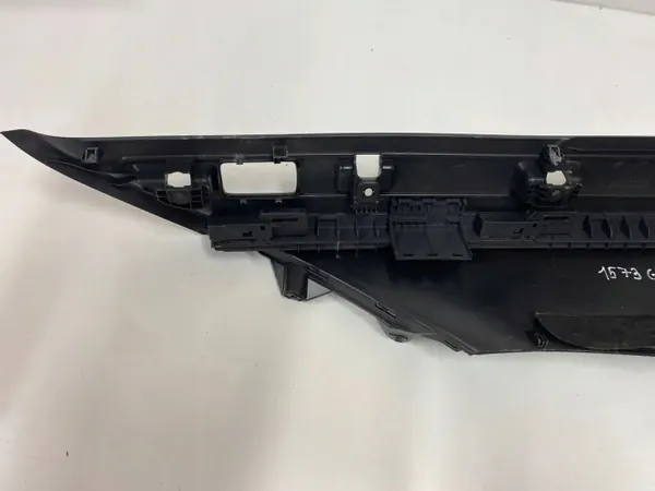 Vänster bakre bagageluckrullfäste Skoda Superb OEM JUT109579 image 3