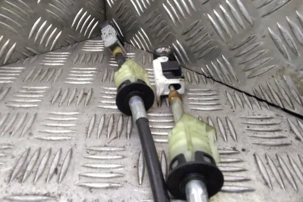 Vaihtokytkin OPEL ZAFIRA B 1.7L diesel 2010 image 4