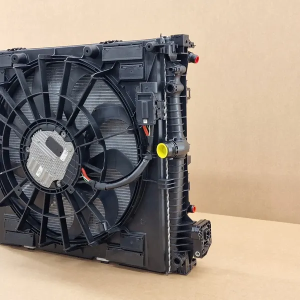 Conjunto de ventiladores de refrigeración BMW X3 G01 X4 G02 20iX 30iX image 2