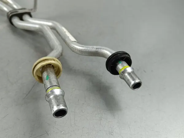 Tuyau de refroidissement d'huile Jeep Grand Cherokee WL 2023 image 2