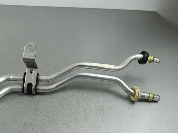 Tuyau de refroidissement d'huile Jeep Grand Cherokee WL 2023 image 4