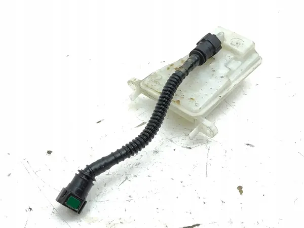 Réservoir de liquide de frein OEM 9807651580 Peugeot 308 image 9
