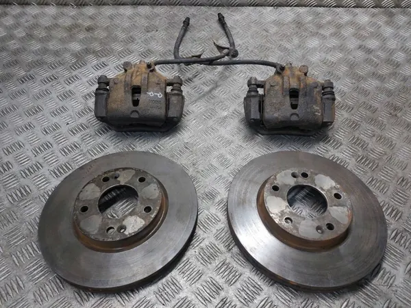 Jeu de Disques, Plaquettes, Étriers Frein Avant OEM 456465 image 2