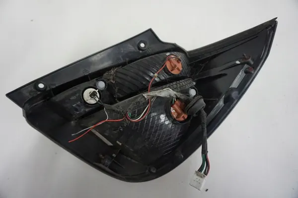 KIA RIO II 2010 Luz Trasera Izquierda 924011G210 image 4