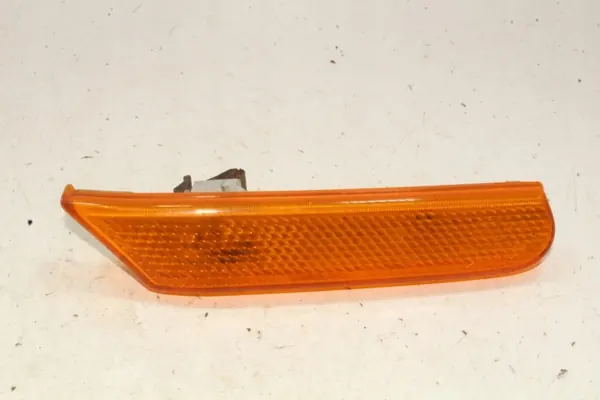 Clignotant d'aile droit Porsche Boxster (986) OEM 99663104401 image 2