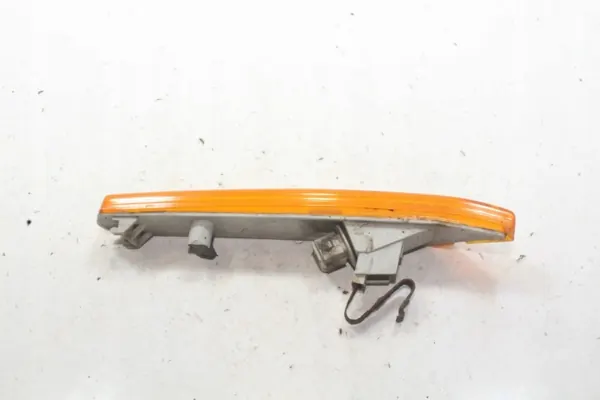 Clignotant d'aile droit Porsche Boxster (986) OEM 99663104401 image 4