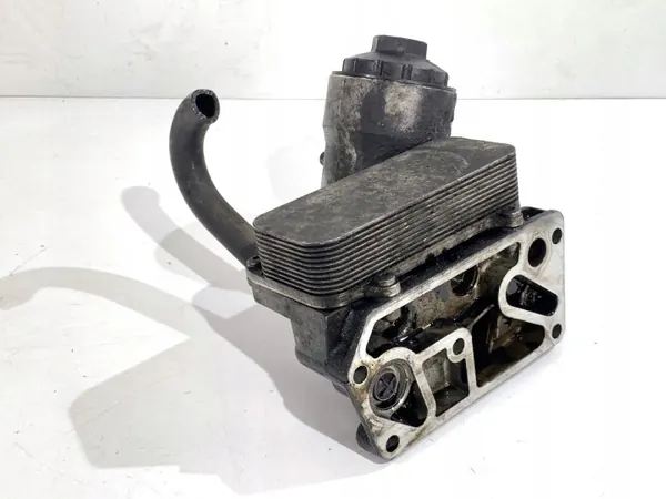 Oljefilterhållare OEM 070115389B för VW Touareg 2.5 image 3