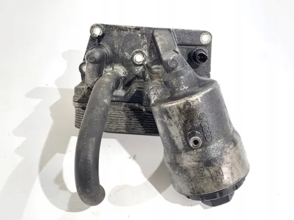 Oljefilterhållare OEM 070115389B för VW Touareg 2.5 image 4