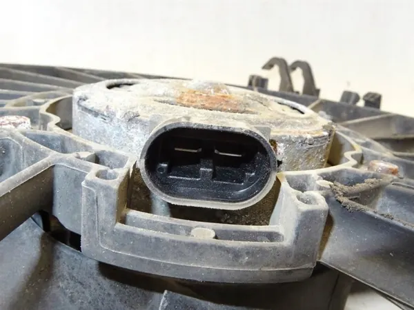Radiatorventilator OEM 214815872R voor Renault Master III image 3