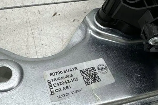 Elevador de vidro dianteiro esquerdo NISSAN QASHQAI III (J12) OEM image 2