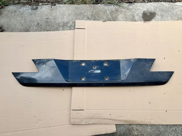 BMW E65/E66 Bagagelucklist OEM 7133638 image 2