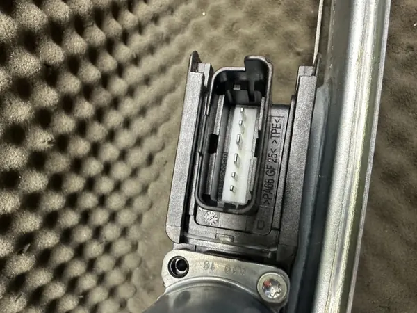 OEM 9806088680 VAR Régulateur Vitre Droit Avant image 4