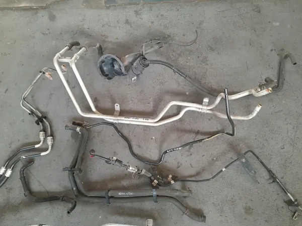 Kraftstoff-Einfüllschlauch OEM 68192064AC für Dodge RAM image 4
