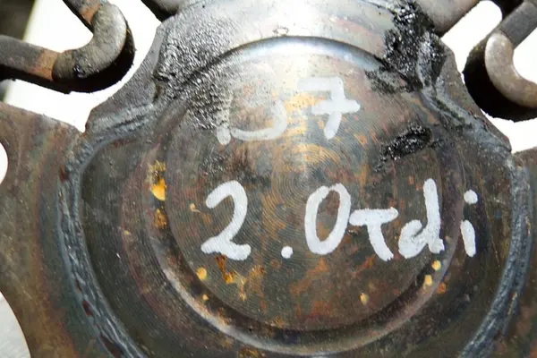 Höger fram drivaxel AUDI A4 2.0L diesel 2005 image 3